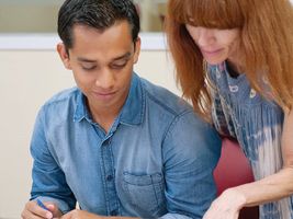 レナートインターナショナル